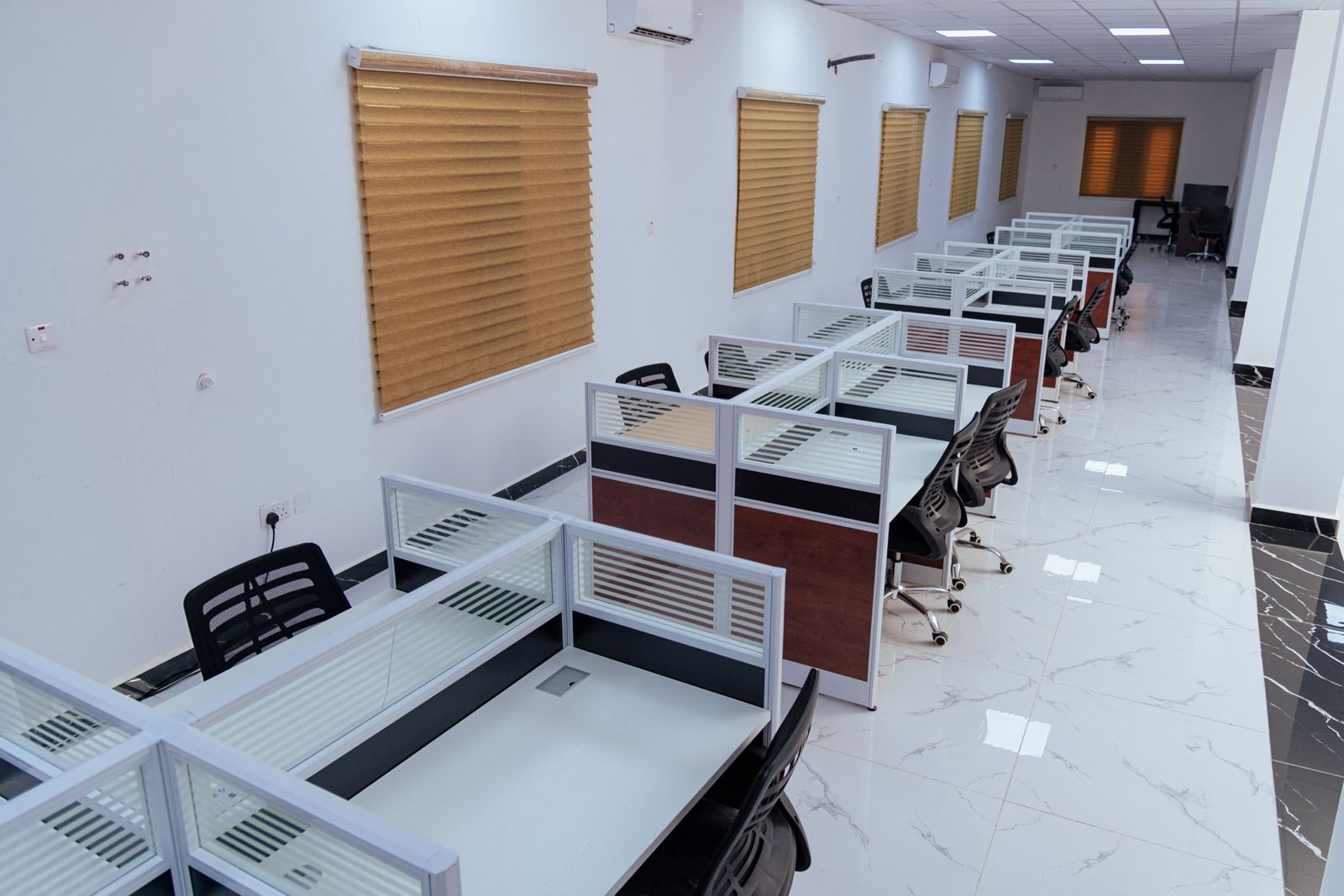 OFFICE SET FURNITURES - Image 2